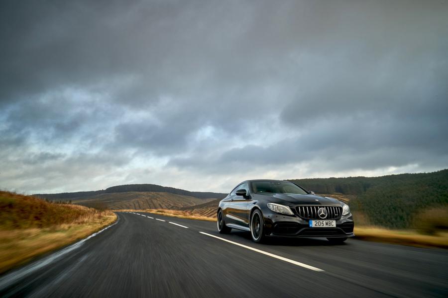  Mercedes-AMG C63 S Coupe (C205) 2018 года  (UK) (фото 7 из 40)
